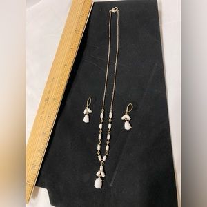 Vintage AVON signed Necklace/Earring set